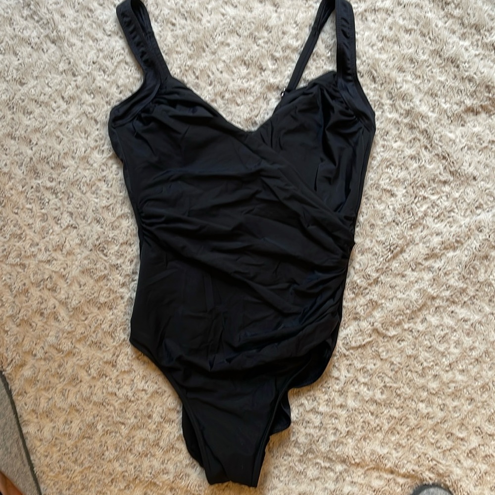 Miracle swimsuit black underwire size 14DD